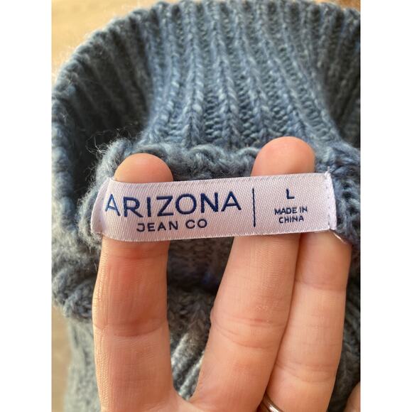 Arizona Blue Cropped Pullover Sweater, Size L - Picture 4 of 6